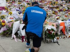 A Austrália está certa em apoiar uma solução de dois estados: o ex-primeiro-ministro israelense Ehud Olmert A Austrália está certa em apoiar uma solução de dois estados: o ex-primeiro-ministro israelense Ehud Olmert