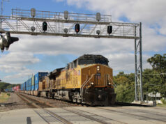 A UP agora espera apresentar o pedido de fusão da NS por volta de 16 de dezembro A UP agora espera apresentar o pedido de fusão da NS por volta de 16 de dezembro