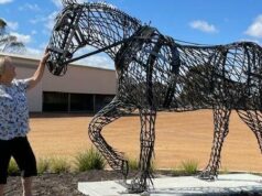 A arte toma as rédeas na cidade do Grande Sul, com nova escultura revelada A arte toma as rédeas na cidade do Grande Sul, com nova escultura revelada