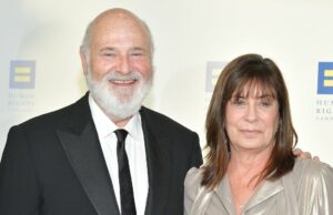 Corpos de Rob e Michele Reiner liberados para a família 5 dias após duplo homicídio Nick Reiner com os pais Rob e Michele Reiner (por Chris Smith com Getty