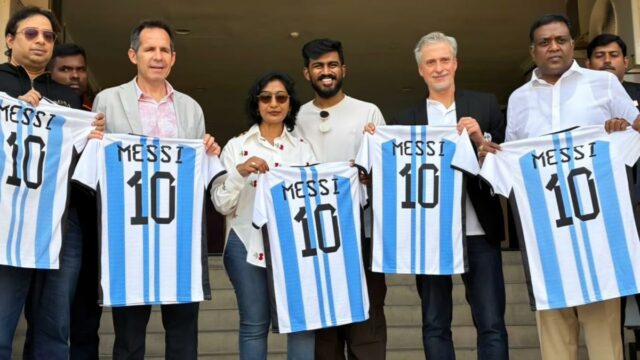 A comitiva de Lionel Messi visita o local de Hyderabad antes do GOAT Tour
