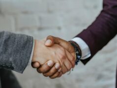 A concorrência está ficando mais acirrada, aqui estão as táticas multifinanceiras para fazer os clientes permanecerem A concorrência está ficando mais acirrada, aqui estão as táticas multifinanceiras para fazer os clientes permanecerem