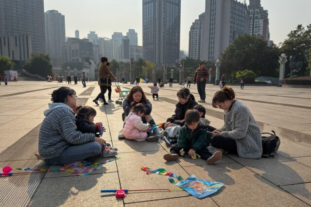 A crise populacional da China – o maior teste de Xi em 2026
