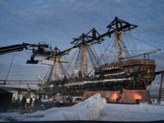 A designer de produção de ‘Frankenstein’, Tamara Deverell, constrói conjuntos épicos de laboratório e navio para o conto gótico de Guillermo del Toro A designer de produção de 'Frankenstein', Tamara Deverell, constrói conjuntos épicos de laboratório e navio para o conto gótico de Guillermo del Toro