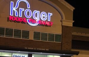A estratégia de reequilíbrio de lojas da Kroger (KR) está redefinindo silenciosamente sua vantagem competitiva de longo prazo? A estratégia de reequilíbrio de lojas da Kroger (KR) está redefinindo silenciosamente sua vantagem competitiva de longo prazo?