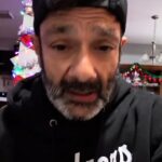 O ex-aluno do Mighty Ducks, Shaun Weiss, revelou que Tylor Chase voltou às ruas depois de ser colocado em prisão psiquiátrica involuntária de 72 horas na semana passada; Weiss retratado em um vídeo do Instagram na segunda-feira