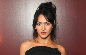 A estrela de ‘Glamorous’ Miss Benny junta-se à estreia na direção de Jordan Firstman em ‘Club Kid’ (EXCLUSIVO) A estrela de 'Glamorous' Miss Benny junta-se à estreia na direção de Jordan Firstman em 'Club Kid' (EXCLUSIVO)