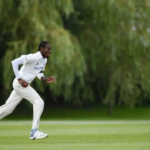A estrela do boliche Jofra Archer está fora dos dois últimos testes do Ashes para a Inglaterra