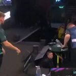 Cameron Menzies deu socos em sua mesa de bebidas depois de perder para o estreante Charlie Manby