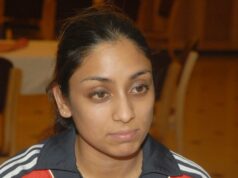 A ex-jogadora de críquete inglesa Isa Guha é homenageada com MBE A ex-jogadora de críquete inglesa Isa Guha é homenageada com MBE