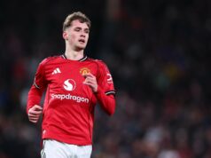 A história está se repetindo com Jack Fletcher depois das primeiras dificuldades de Darren Fletcher no Man Utd e das zombarias de Sir Alex Ferguson Jack Fletcher em ação pelo Manchester United vs Wolves.