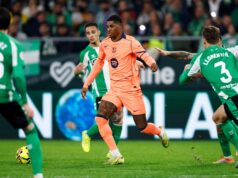 A imprensa espanhola reage ao confronto entre Antony e Marcus Rashford em um thriller de oito gols Antony Matheus dos Santos, do Real Betis, acerta a bola durante a partida da La Liga EA Sports entre Real Betis e FC Barcelona no Estádio La Cartuja em Sevilha, Espanha, em 6 de dezembro de 2025