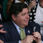 A lei de Illinois que concede ajuda financeira a estudantes para estrangeiros ilegais entra em vigor em 1º de janeiro