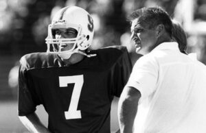 A lenda de Stanford, Wiggin, treinador durante ‘The Play’, morre aos 91 A lenda de Stanford, Wiggin, treinador durante 'The Play', morre aos 91