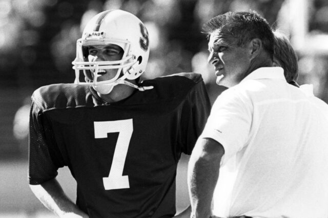 A lenda de Stanford, Wiggin, treinador durante 'The Play', morre A lenda de Stanford, Wiggin, treinador durante 'The Play', morre aos 91