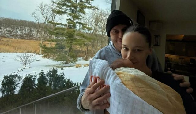 Pete-Davidson-e-Elsie-Hewitt-GettyImages-2215326490