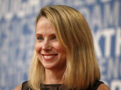 A nova startup de Marissa Mayer, Dazzle, arrecada US$ 8 milhões liderada por Kirsten Green da Forerruner Marissa Mayer poses for a picture on the red carpet for the 6th annual 2018 Breakthrough Prizes at Moffett Federal Airfield, Hangar One in Mountain View, Calif., on Sunday, Dec. 3, 2017. (Nhat V. Meyer/Bay Area News Group)