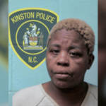 A polícia de Kinston prende ex-candidato ao conselho em suposta investigação de jogos de azar no Facebook. Foto de Quarla Blackwell