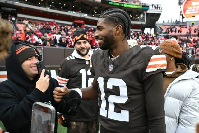A popularidade do QB Shedeur Sanders do Browns supera todos Cleveland Browns QB Shedeur Sanders