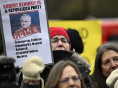 A posição de RFK Jr. sobre a pesquisa pediátrica é clara: foda-se, crianças O secretário de Saúde e Serviços Humanos, Robert F. Kennedy Jr., comparece perante o Comitê de Finanças do Senado, no Capitólio, em Washington, quinta-feira, 4 de setembro de 2025. (AP Photo/Mark Schiefelbein)