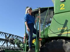 A produtora conta com suas bênçãos, pois as toneladas de canola impressionam, apesar do início tardio A produtora conta com suas bênçãos, pois as toneladas de canola impressionam, apesar do início tardio