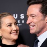 NOVA IORQUE, NOVA IORQUE - 11 DE DEZEMBRO: (LR) Sutton Foster e Hugh Jackman comparecem ao