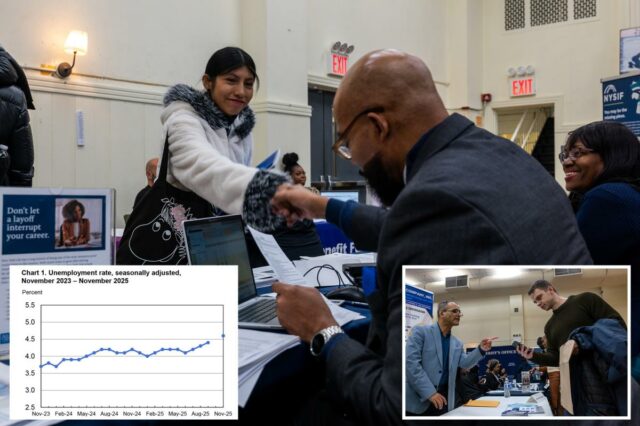 A taxa de desemprego de novembro salta para 4,6% enquanto Os candidatos a emprego participam de uma feira de carreiras.