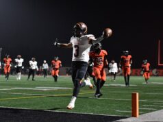 A temporada de Pittsburg termina com uma derrota desigual para o Centro-Leste no jogo pelo título do NorCal A temporada de Pittsburg termina com uma derrota desigual para o Centro-Leste no jogo pelo título do NorCal