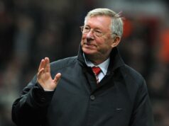 A vez em que Sir Alex Ferguson venceu um jogo da Liga dos Campeões sem um único zagueiro como titular Manchester United x Arsenal - Liga dos Campeões da UEFA