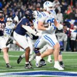 Jeremiah Hasley faz um touchdown de 1 jarda na prorrogação para levar Duke à vitória por 27-20 sobre Virginia no Campeonato ACC em 6 de dezembro de 2025.