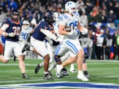 A vitória de Duke no OT sobre a Virgínia no campeonato ACC abre portas para James Madison ganhar uma vaga no CFP Jeremiah Hasley faz um touchdown de 1 jarda na prorrogação para levar Duke à vitória por 27-20 sobre Virginia no Campeonato ACC em 6 de dezembro de 2025.