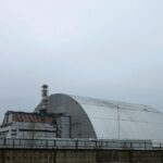 AIEA sinaliza danos ao escudo protetor da usina nuclear de Chornobyl, na Ucrânia