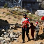 AO VIVO: Som das bombas de Israel e zumbido de drones abafam o Natal em Gaza