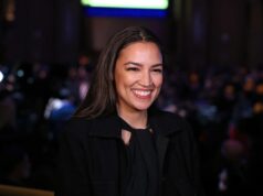 AOC reage à pesquisa que a mostra à frente de JD Vance: ‘I Will Stomp Him’ AOC reage à pesquisa que a mostra à frente de JD Vance: 'I Will Stomp Him'