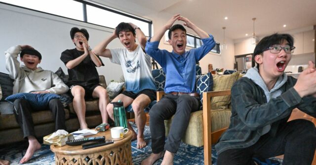 ATAR ansioso espera por um estado conforme as pontuações são O segundo grupo de nove meninos do Melbourne High abre seus resultados ATAR juntos em 2024.