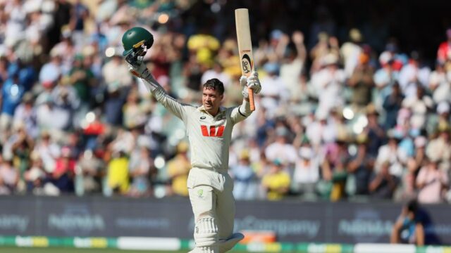 AUS vs ENG, 3º teste: ton de Carey e 82 de Khawaja colocam a Austrália no comando em Adelaide
