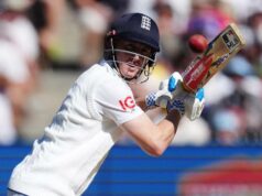 AUS vs ENG, 4º teste: Inglaterra termina espera de 14 anos, vence a Austrália por quatro postigos em Melbourne em dois dias AUS vs ENG, 4º teste: Inglaterra termina espera de 14 anos, vence a Austrália por quatro postigos em Melbourne em dois dias