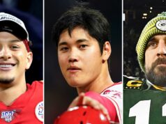 Aaron Rodgers e mais presentes de Natal exagerados para atletas Patrick Mahomes, Shohei Ohtani e mais atletas profissionais presenteiam companheiros de equipe com presentes de Natal incríveis