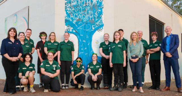 Adolescentes de Wheatbelt enfrentam a saúde mental de frente com novo projeto de arte comunitária
