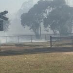 Agricultor de WA que luta contra o incêndio de West River morre enquanto os bombeiros lutam contra os elementos