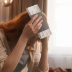 Alerta de fraude: bandidos visam viajantes de férias com empregos convincentes de AI Con