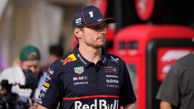 Algum piloto ganhou cinco títulos de F1 consecutivos? Verstappen prestes Algum piloto ganhou cinco títulos de F1 consecutivos? Verstappen prestes a igualar recorde histórico em Abu Dhabi