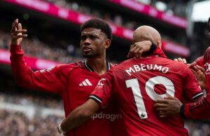 Amad e Bryan Mbeumo concordam totalmente sobre o que desejam alcançar no Man Utd Amad e Bryan Mbeumo comemoram juntos pelo Manchester United.