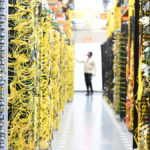 Amazon nomeia Peter DeSantis, executivo de longa data da AWS, para liderar nova organização de IA