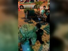 Americano abordado por militares dos EUA no Japão Yahoo news home