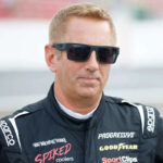 Chris Graythen / Getty Greg Biffle em 19 de fevereiro de 2022