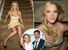 Amy Schumer alimenta rumores de divórcio de Chris Fischer com detalhes reveladores em novas fotos reduzidas Amy Schumer alimenta rumores de divórcio de Chris Fischer com detalhes reveladores em novas fotos reduzidas