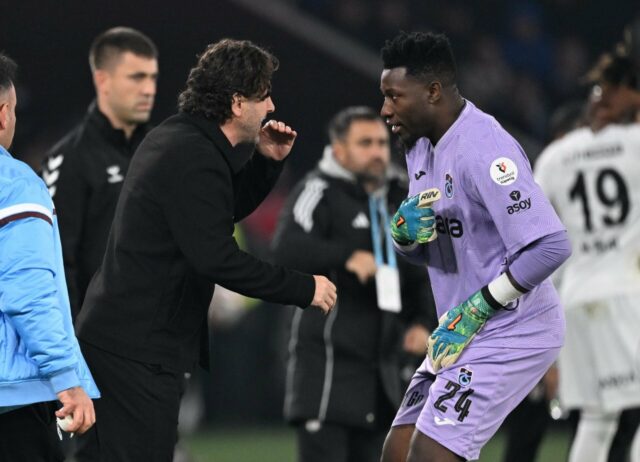André Onana cobra tiro de meta do Trabzonspor