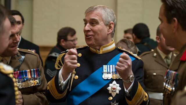 Andrew destituído do 'último título restante'
