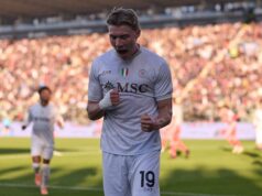 Antonio Conte comenta sobre o que o emprestador ‘dominante’ do Utd, Rasmus Hojlund, agora está começando a entender Rasmus Hojlund marca gol com camisa branca do Napoli